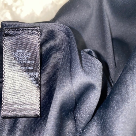 Express gold sequin skirt - Picture 2 of 4